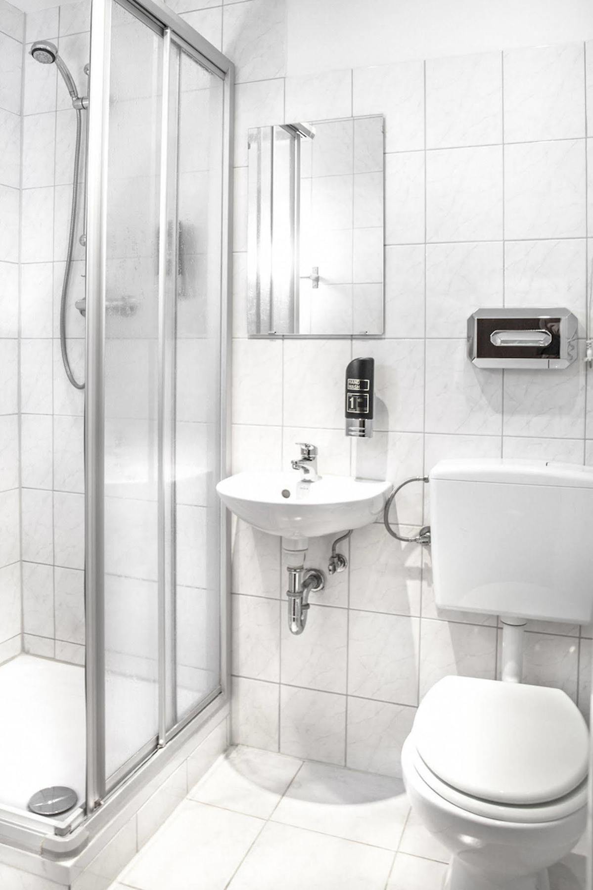 Hotel-Pension Insor Berlino Esterno foto